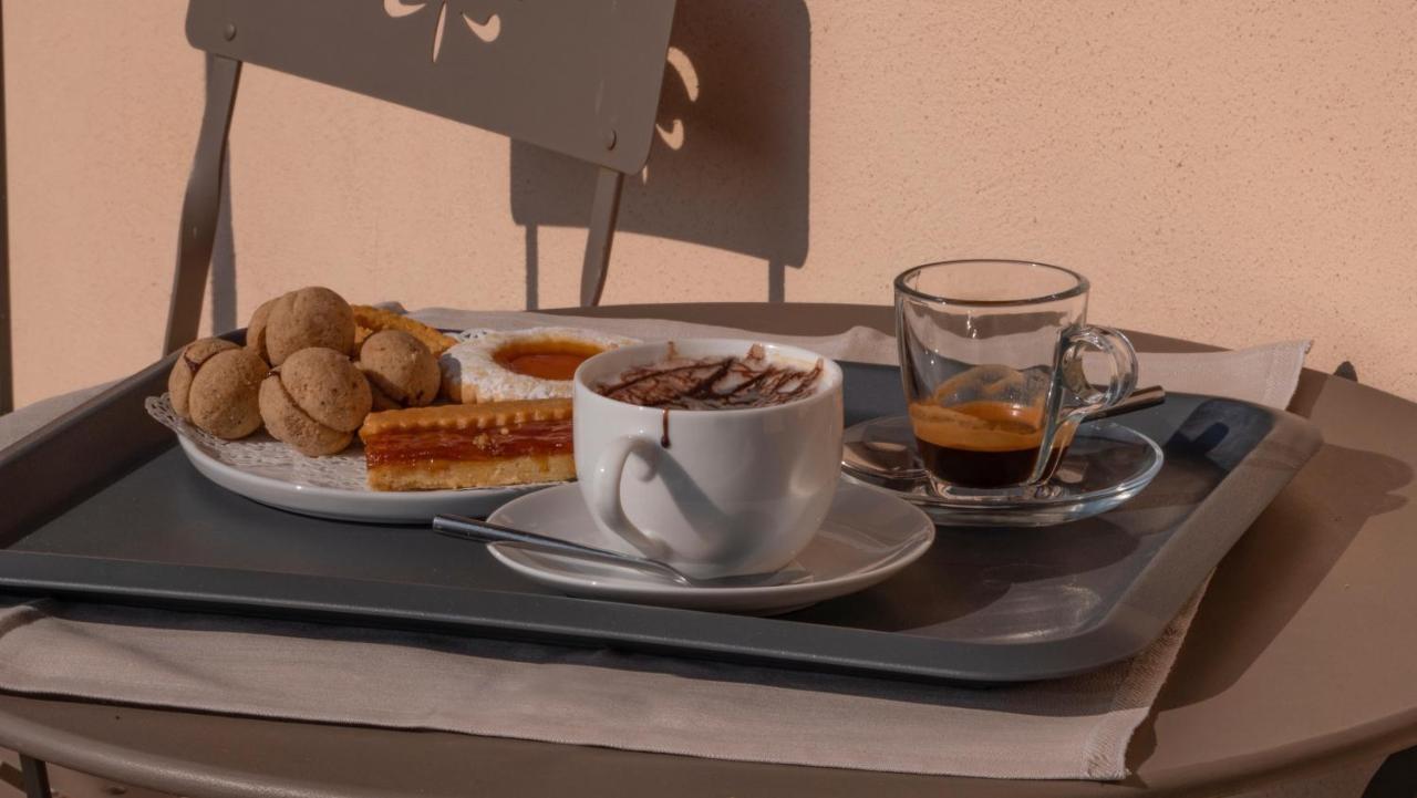Il Borgo B&B Castellinaldo Exterior photo